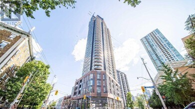 Building Photo - 159 Wellesley St E