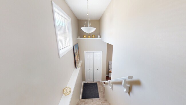Building Photo - 11569 A-115677 77 Ave