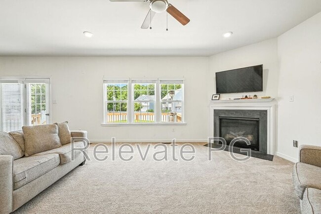 Building Photo - 11200 Blunts Bluff Ct