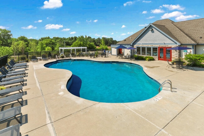 Building Photo - 775 Southwind Dr