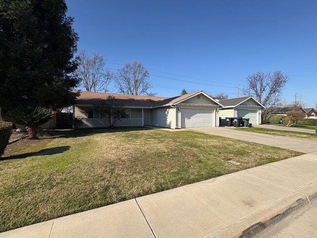 Building Photo - Elegant Home in Established Neighborhood! Price Reduced!