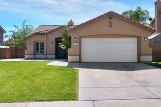 Building Photo - 25349 Silverwood Ln