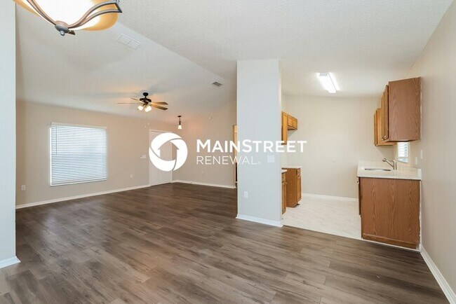 Foto del edificio - 3 Bedroom Pet-Friendly Home in POINCIANA, FL with Main Street Renewal