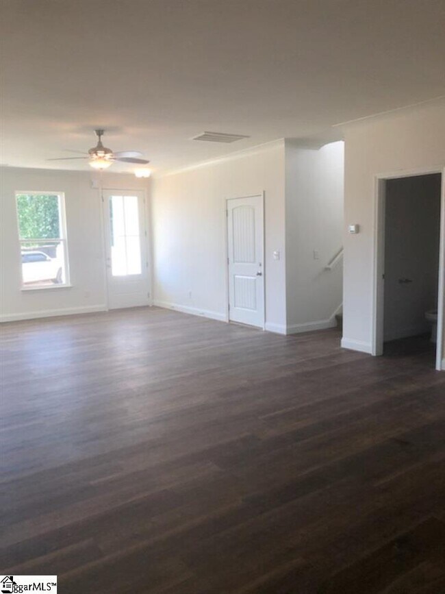 Foto del edificio - 402 Albus Ct