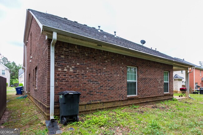 Building Photo - 775 Scenic Creek Dr SW