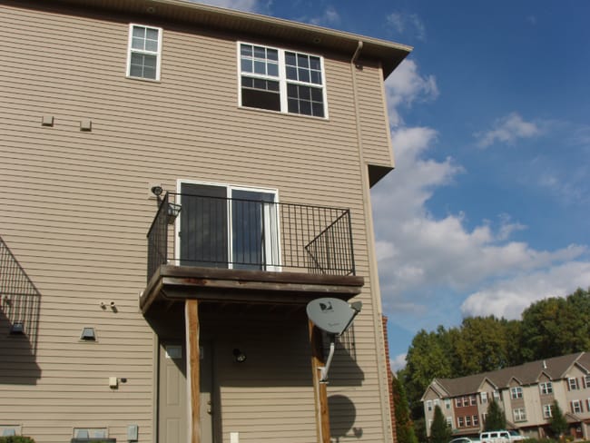 Foto del edificio - 2149 Knotty Pine Tr