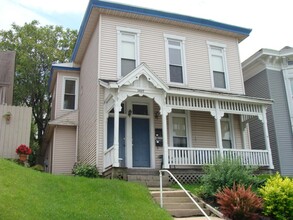 Building Photo - 1427 Columbia St