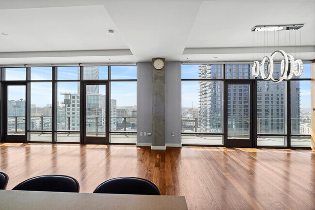 Foto del edificio - 1100 S Hope St