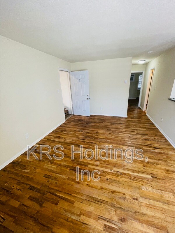 Foto del edificio - 946 W Ocean View Ave