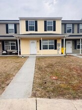 Building Photo - 36 Defy Ln