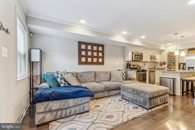 Foto del edificio - 1739 Holbrook St NE