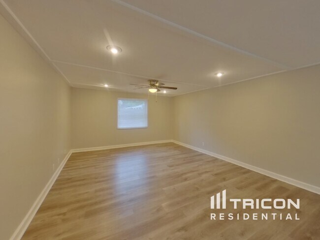 Foto del edificio - 105 Ravenway Dr