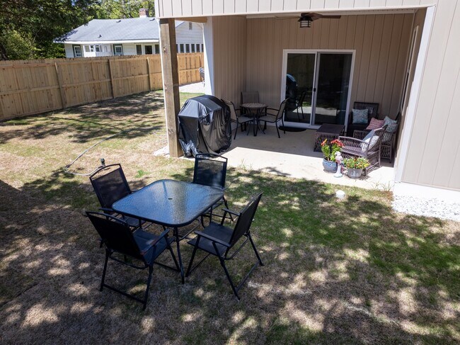 Foto del edificio - 198 New Beach Rd