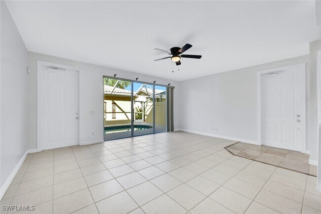 Building Photo - 15395 Laughing Gull Ln