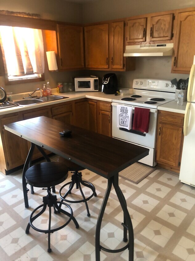 71 E Kellen Dr Unit 71, Amboy, IL 61310 Apartments in Amboy, IL