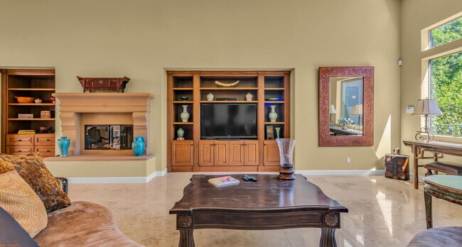 Foto del edificio - 46710 Bradshaw Trail