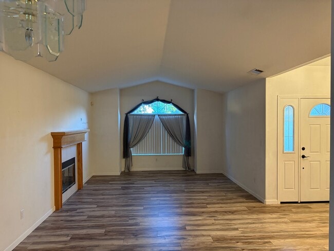 Building Photo - 1795 Brookside Dr