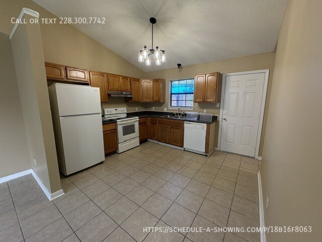 Foto del edificio - 2414 34th Ave