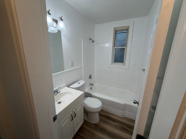 Building Photo - 357 Folcroft St