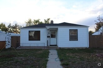 Building Photo - 939 Grove St