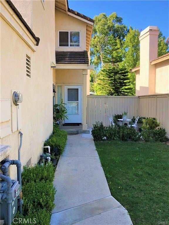 Building Photo - 971 S Flintridge Way