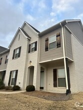 Building Photo - 446 Walker Cir