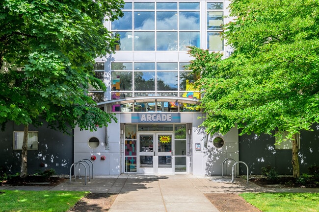 Building Photo - The Arcade