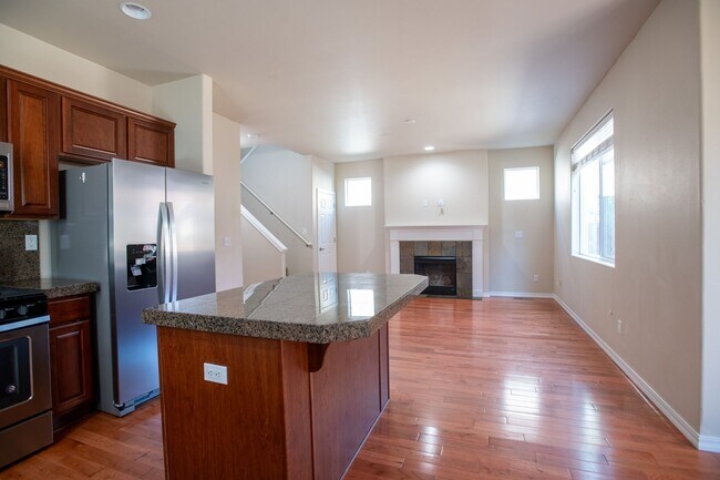 Foto del edificio - Light and Bright Beautiful 3 bedroom Home!