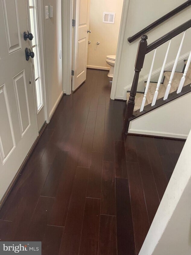Foto principal - 1545 Rabbit Hollow Pl