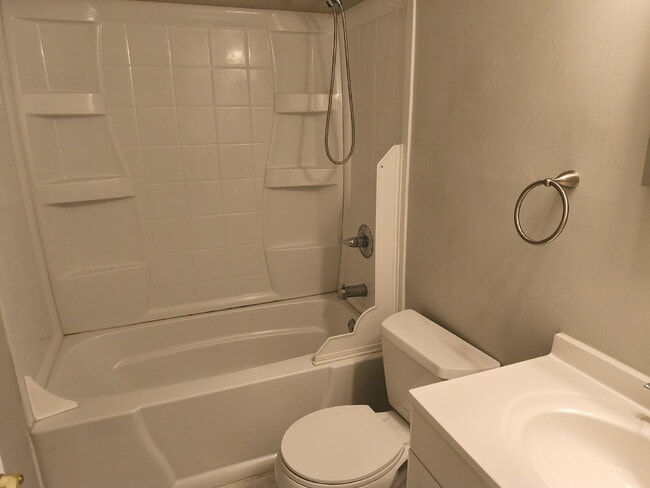 Foto del edificio - Charming Silver Oaks Rambler Ready for You!
