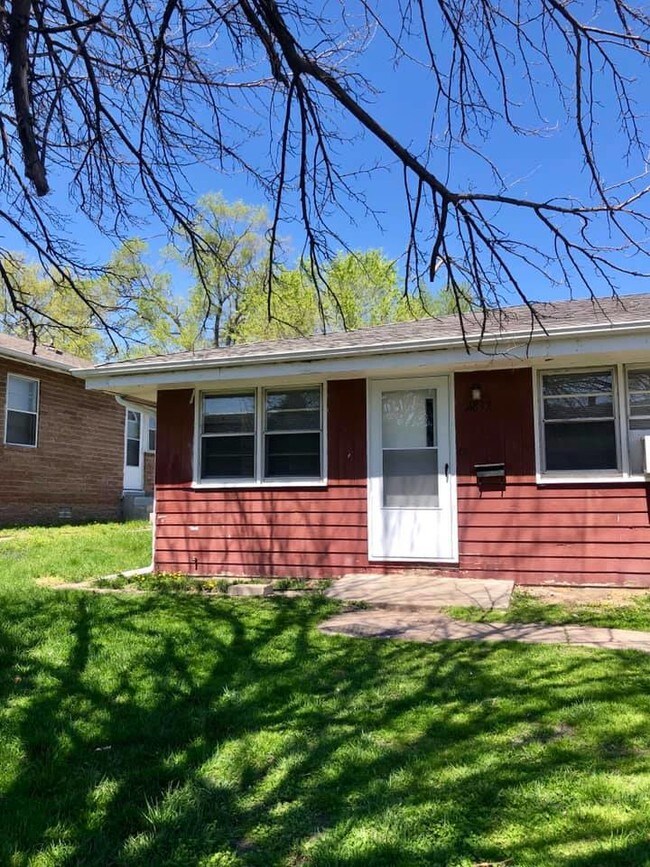 4828 Boyd St, Omaha, NE 68104 Townhouse for Rent in Omaha, NE