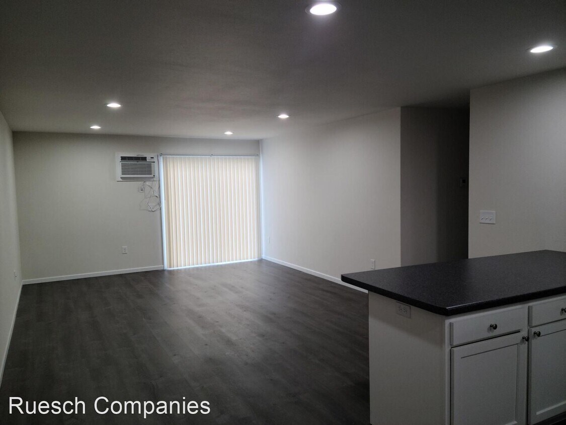 3073 Barrington Pl, Plover, WI 54467 House Rental in Plover, WI