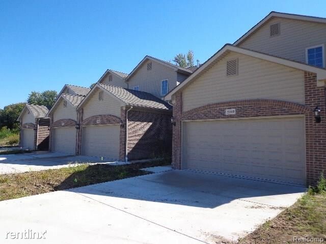 Primary Photo - 3 br, 2.5 bath Condo - 29159 Timber Woods Dr