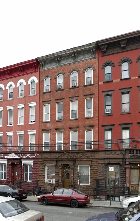 Foto principal - 422 E 148th St