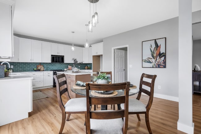 Foto del edificio - 420 Morning Meadow Dr