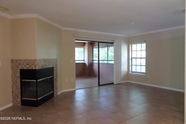 Building Photo - 10150 Belle Rive Blvd