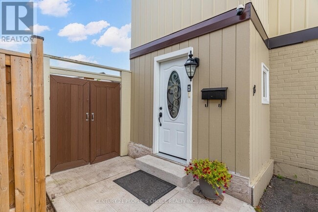 Photo du bâtiment - 18 Hernon Ct