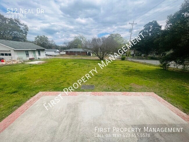 Building Photo - 512 Neal Dr