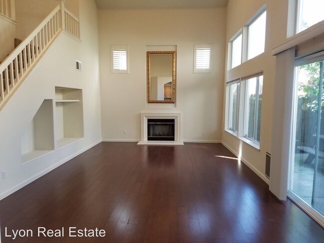 Building Photo - 3 br, 3 bath House - 11 Florence Court