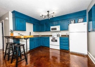 Building Photo - 106 Park Haven Dr.
