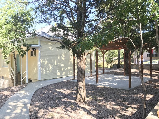 Foto del edificio - 120 N 27th St