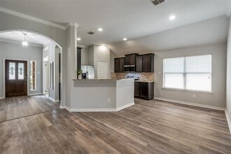 Building Photo - 5120 Seashore Ln