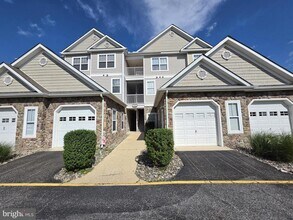 Building Photo - 3003L Heather Ln