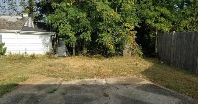 Foto del edificio - 325 Hickory St