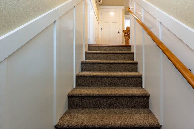 Foto del edificio - 1345 NW Cumberland Ave