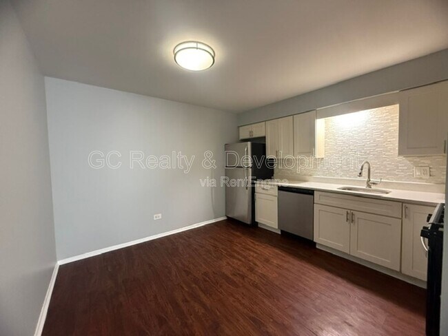Foto del edificio - 316 N Warwick Ave