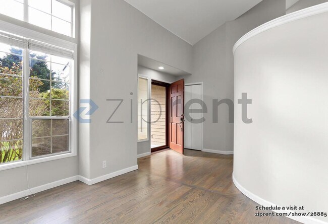 Building Photo - 23702 NE 25th Way
