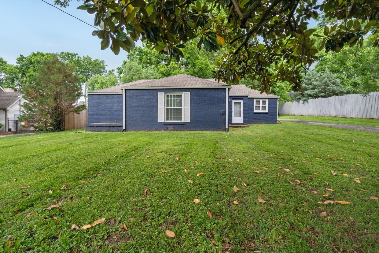 Primary Photo - 4020 Vailwood Dr