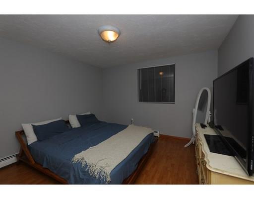 Foto del edificio - 200 Fellsview Terrace
