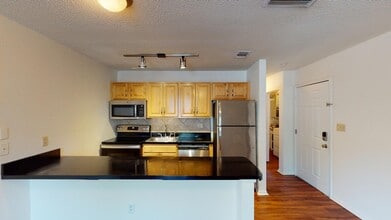 Interior Photo - Cambridge Woods